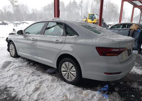 2019 Volkswagen Jetta 1.4T R-Line/1.4T S/1.4T Se z USA, uszkodzony, nr VIN 3VWC57BU2KM084987